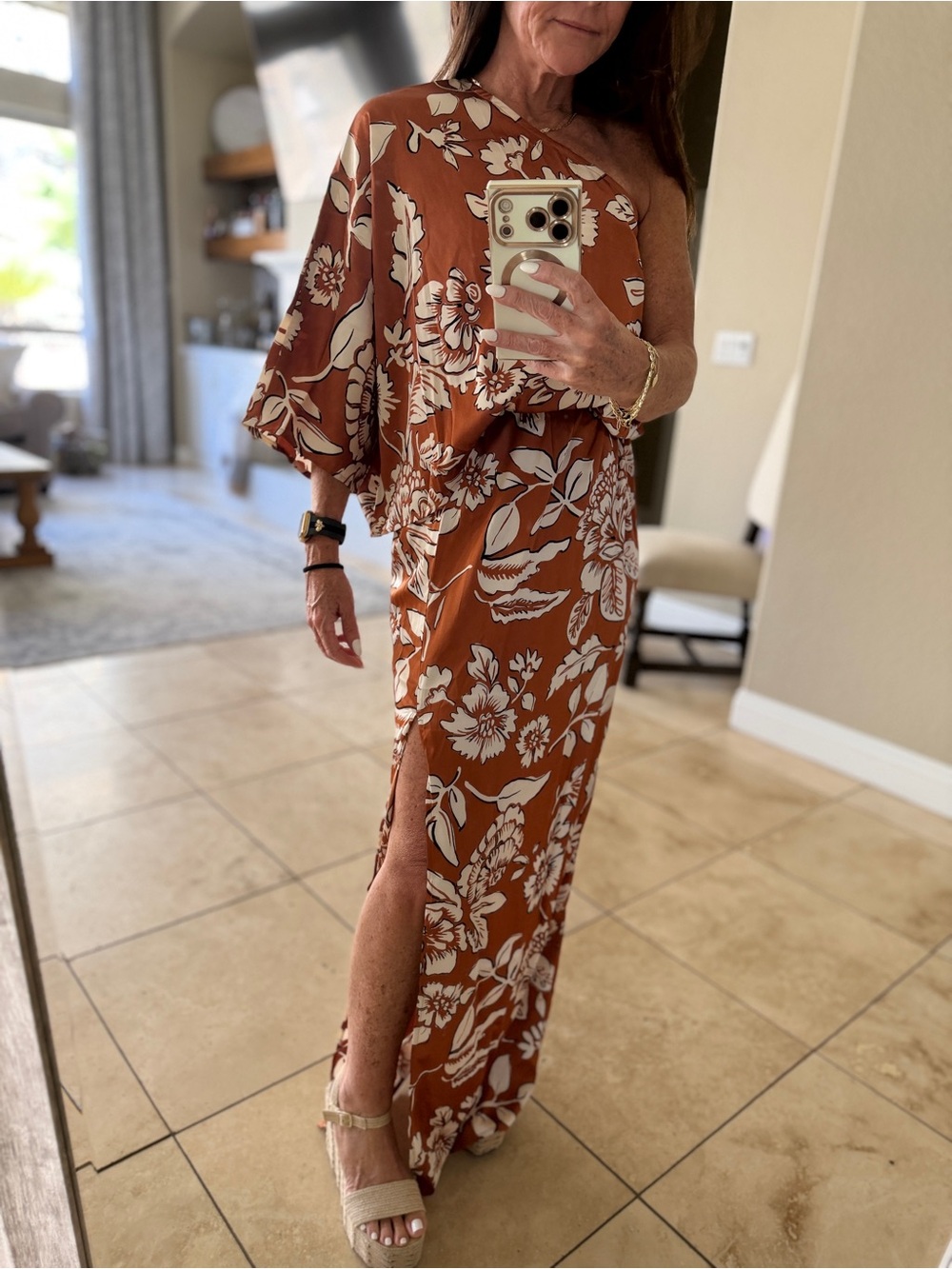 Rust Floral Maxi Dress with Side Slit and Relaxed Fit - Picture 4 of 13